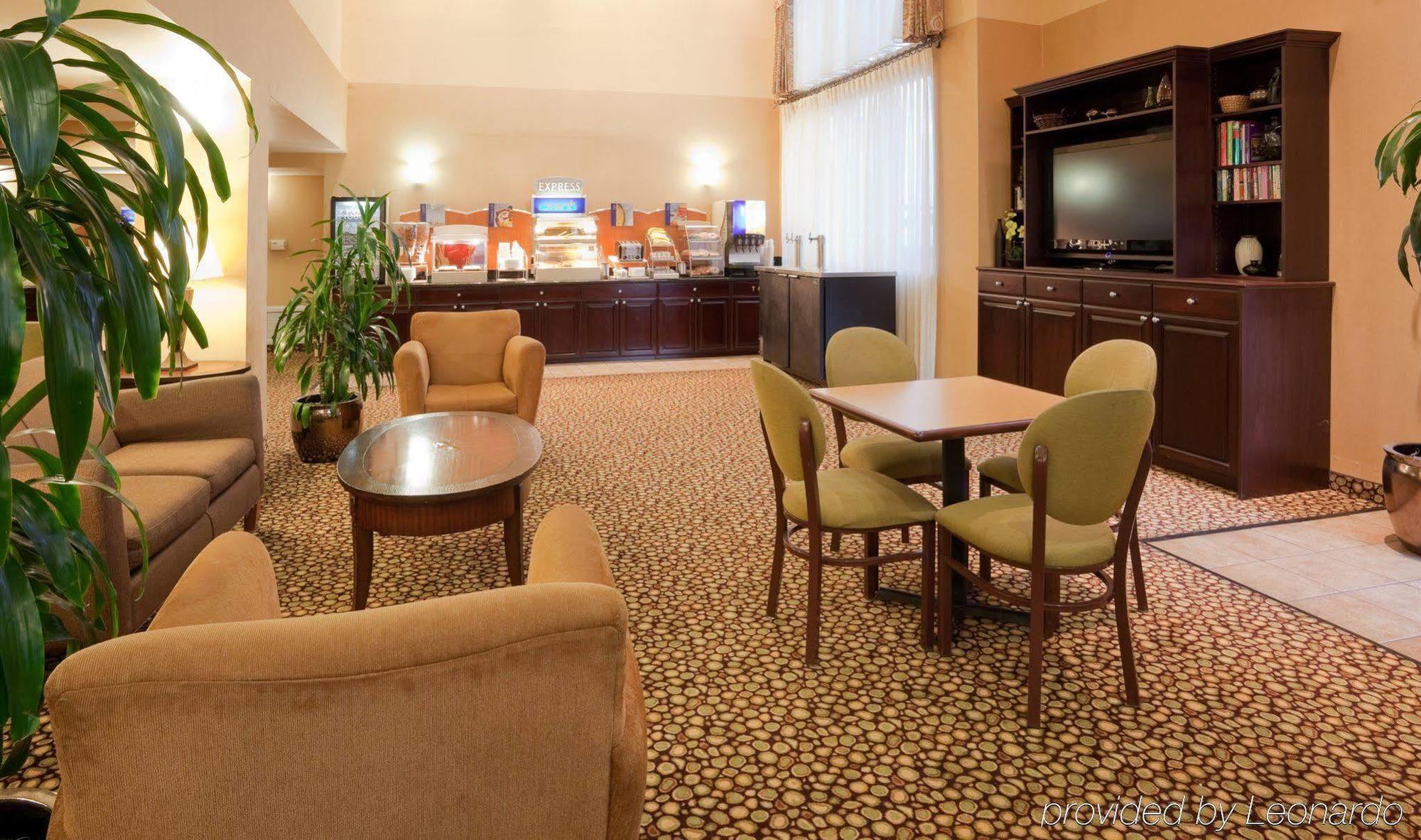 Holiday Inn Express Hotel & Suites Livermore By Ihg Restaurant photo