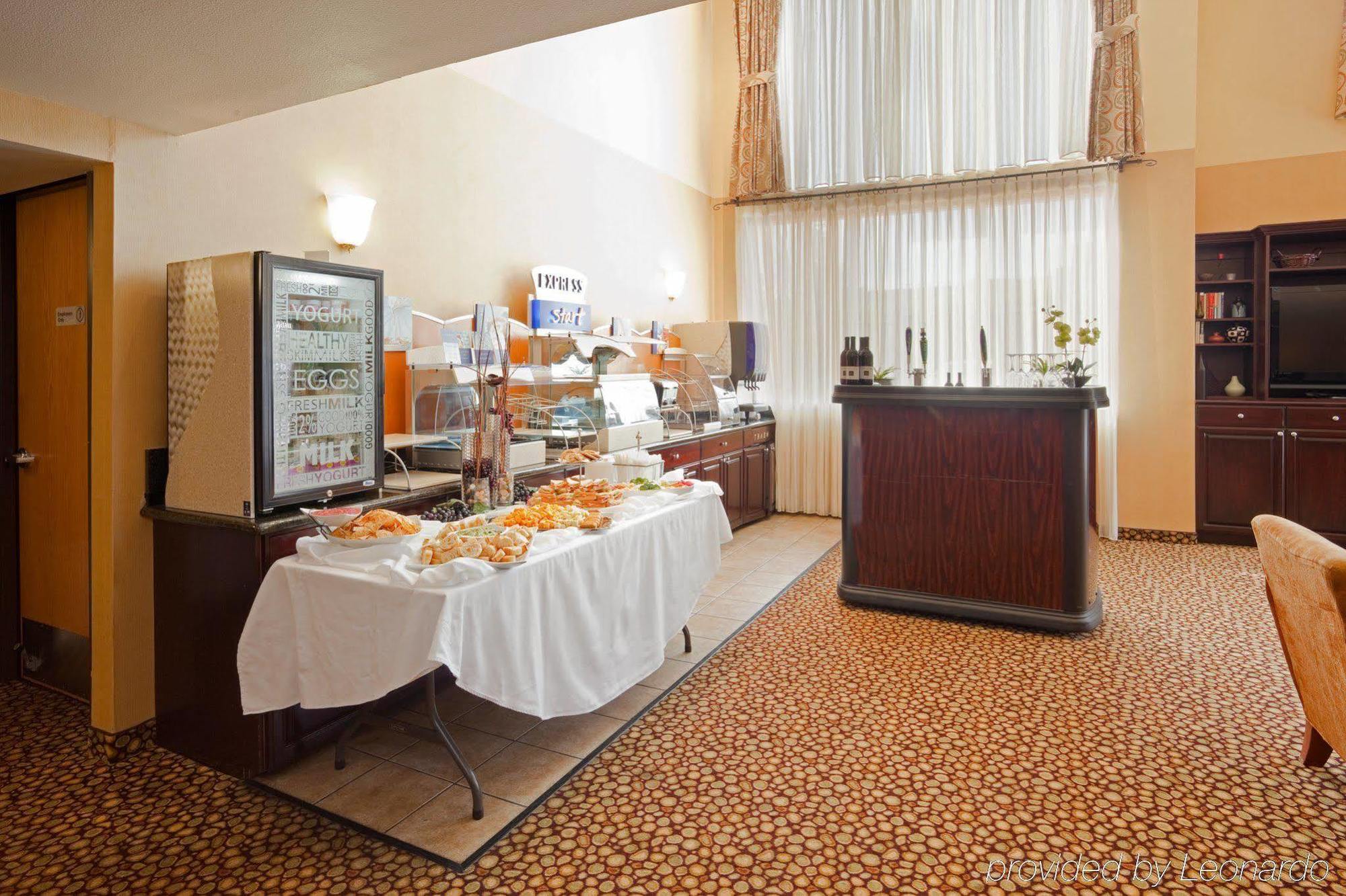 Holiday Inn Express Hotel & Suites Livermore By Ihg Exterior photo