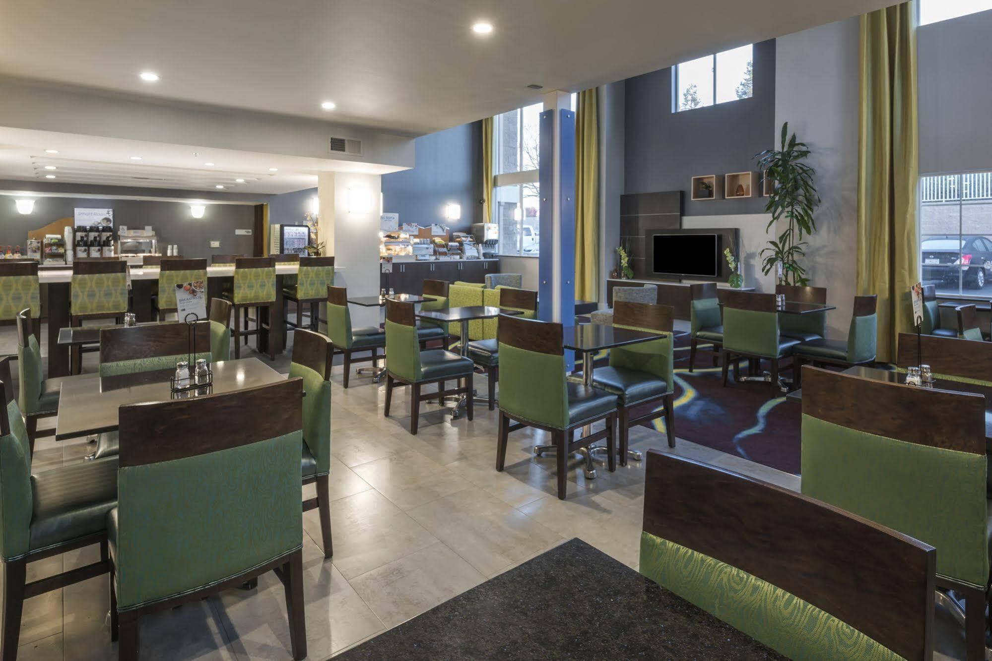 Holiday Inn Express Hotel & Suites Livermore By Ihg Exterior photo