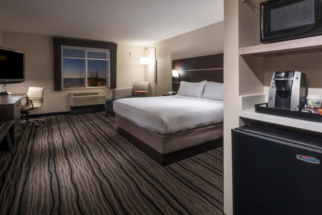 Holiday Inn Express Hotel & Suites Livermore By Ihg Exterior photo