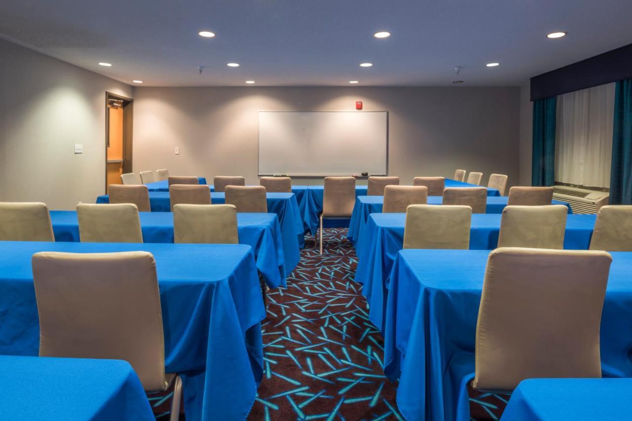 Holiday Inn Express Hotel & Suites Livermore By Ihg Exterior photo